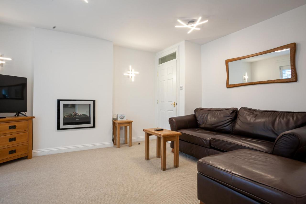 Keswick Ground Floor Apartment With Parking Dış mekan fotoğraf